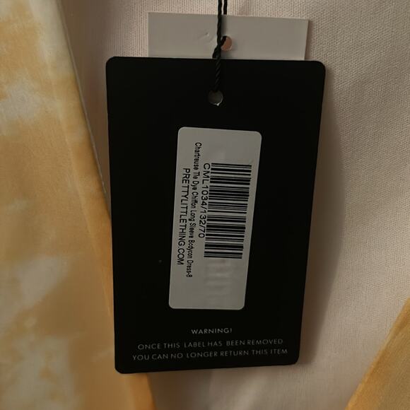 PrettyLittleThing Yellow/White Mini Dress 4 Deep V Long Sleeve Coquette Girl - Picture 10 of 11